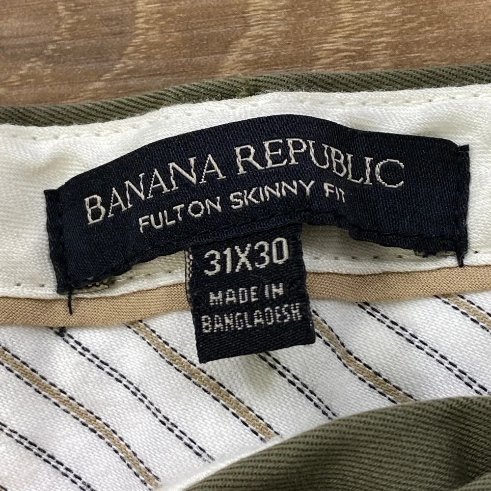 Banana Republic Olive Green Chinos
